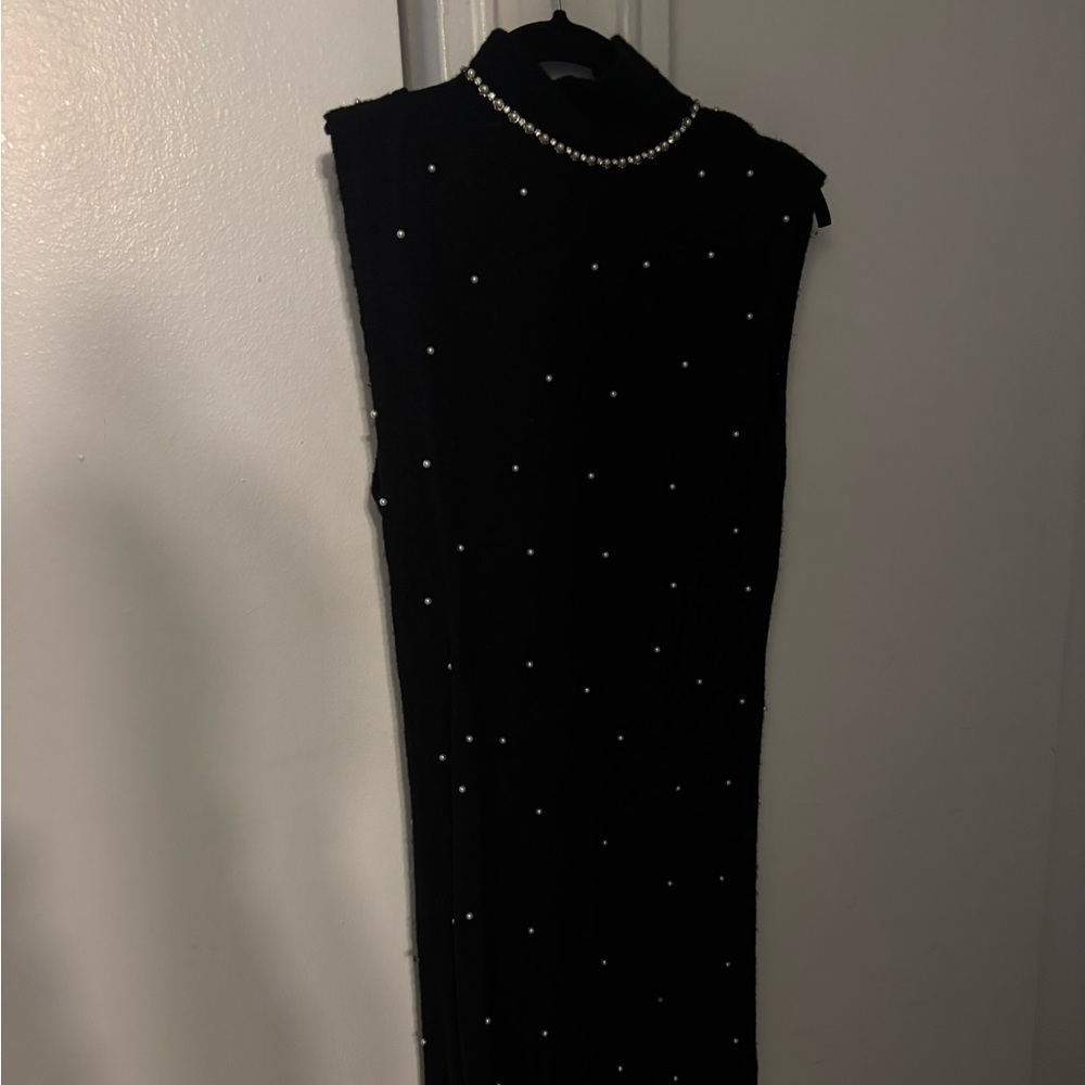 Black Embellished Sleeveless Bodycon Dress